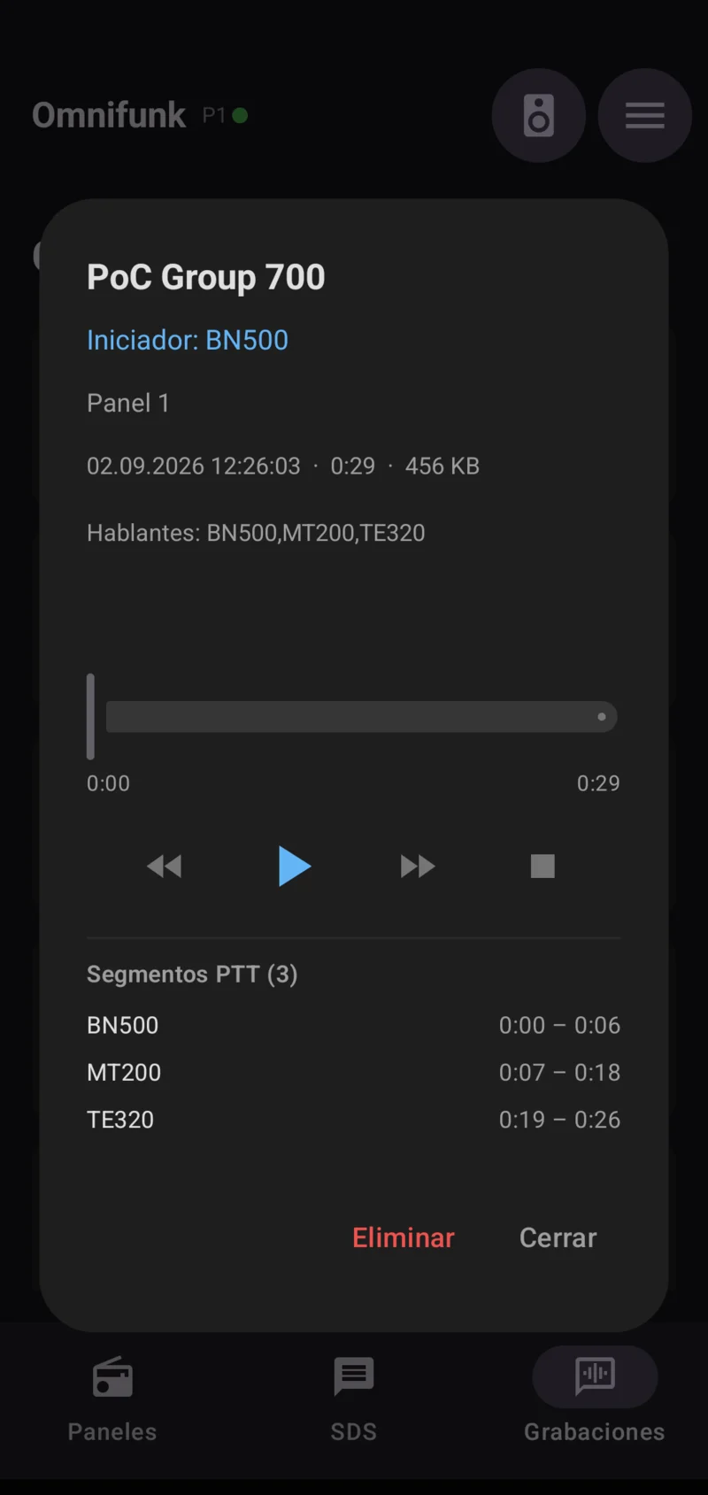 Reproducción de una grabación en la App de Omnifunk, con iniciador, fecha, duración y los tramos de cada persona que habló