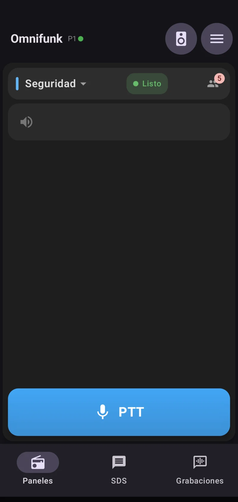 Pantalla principal de la App de Omnifunk: canal Seguridad, estado Listo, cinco participantes conectados y el botón PTT abajo